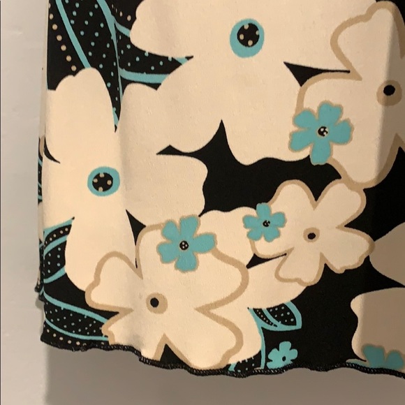 Floral & Polka dot Summer Dress - Picture 5 of 6